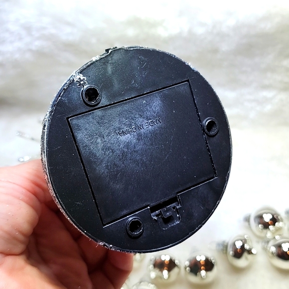 Glass Christmas Tree - Picture 10 of 16